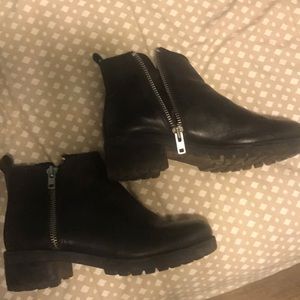 ankle boots
